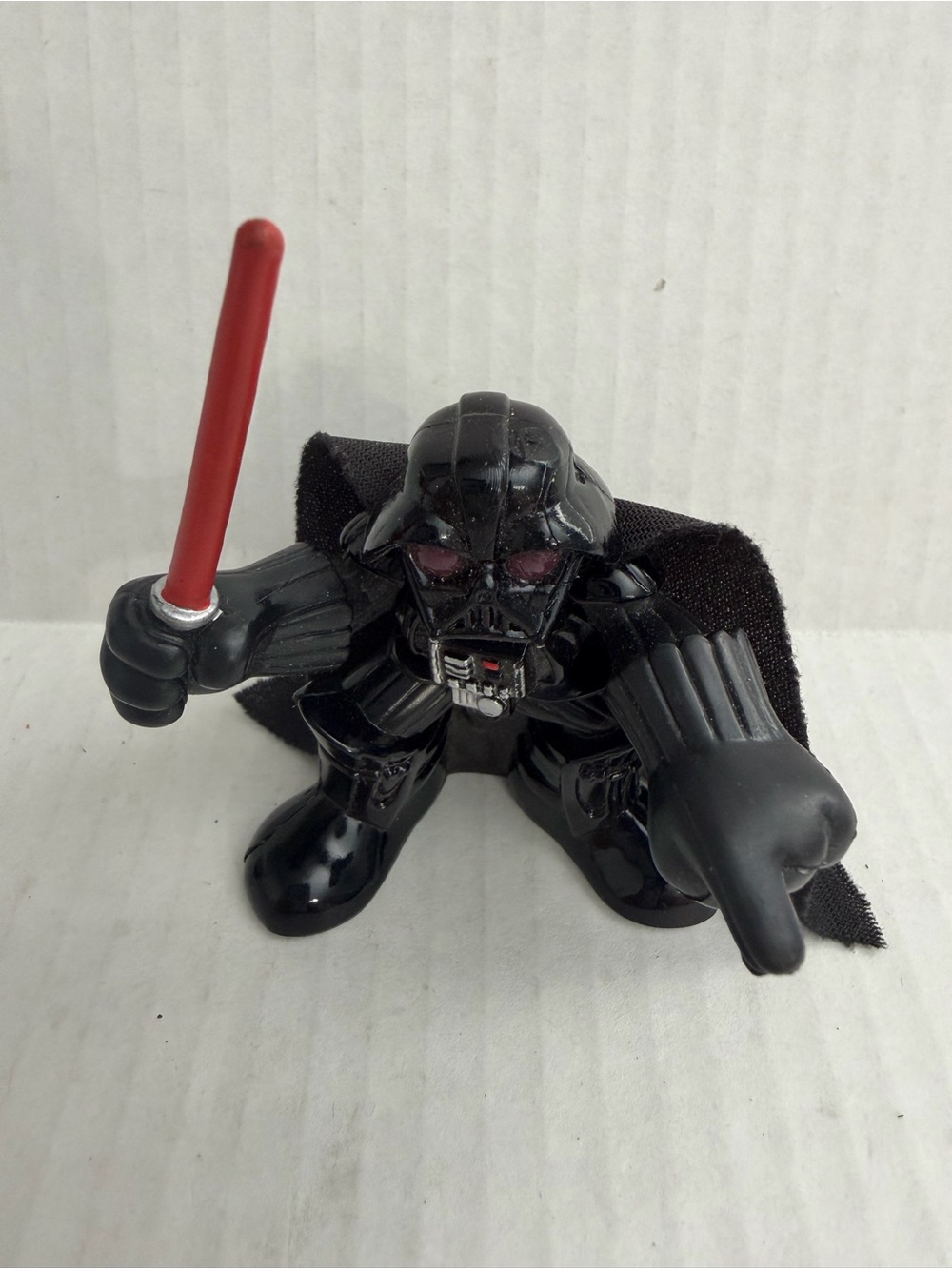 Vintage 2001 Star Wars Darth Vader Galactic Heroes Action Figure